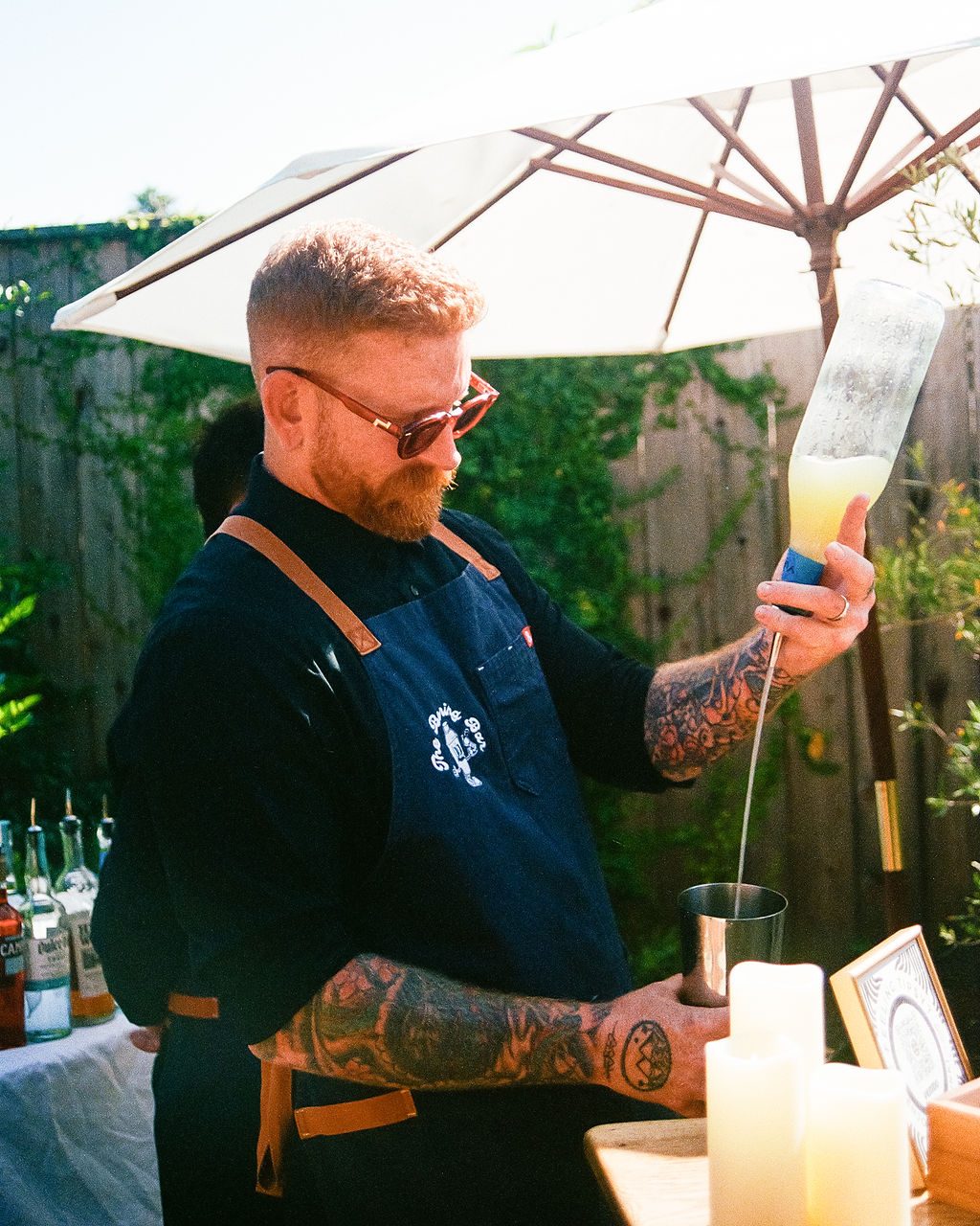 Cocktail service in the garden at a Craft House Inn event